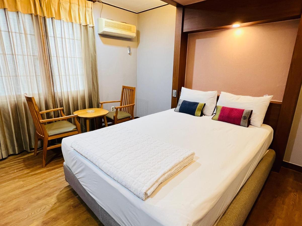 Sweet Hotel Jeju Exterior photo