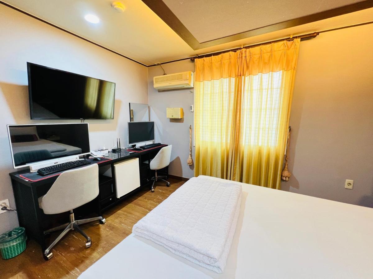 Sweet Hotel Jeju Exterior photo